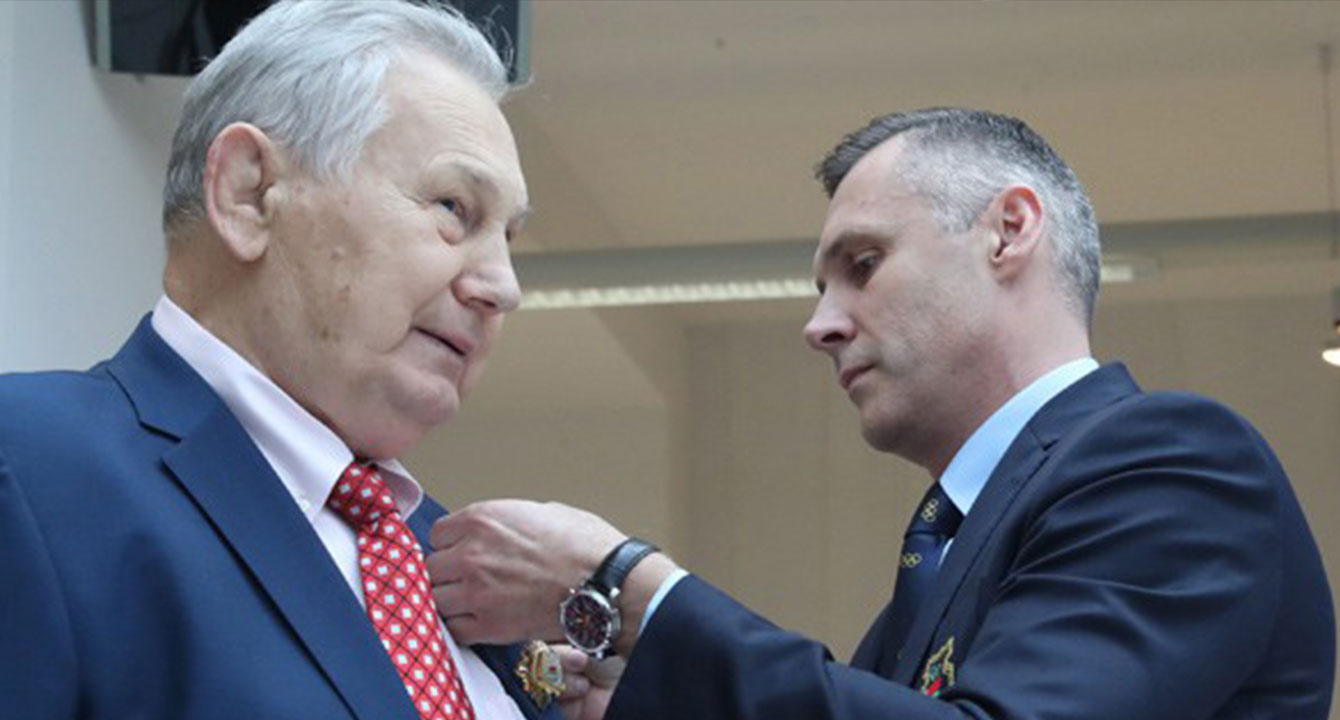 Aleksandr Medved Nagrazhden Medalyu Nok Belarusi Za Vydayushiesya Zaslugi Octagon Portal O Edinoborstvah